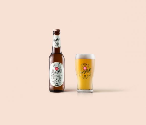 Blonde-Beer-Amber-Bottle-Mockup